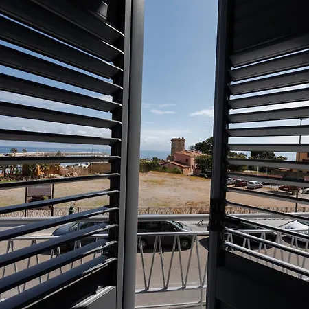 Donna Rosalia Apartment